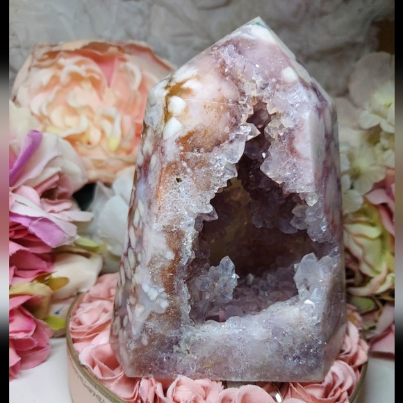 Huge High Quality Pink Amethyst Sakura Flower Agate Tower - Picture 8 of 16